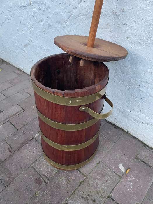Kaapse Stamper met Koperbeslag  ( 46 x 27 x 28cm )