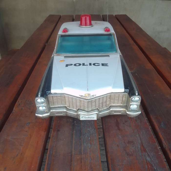 Huge Tinplate Japanese Friction Cadillac Patrol Car in good condition ( 64 cm )