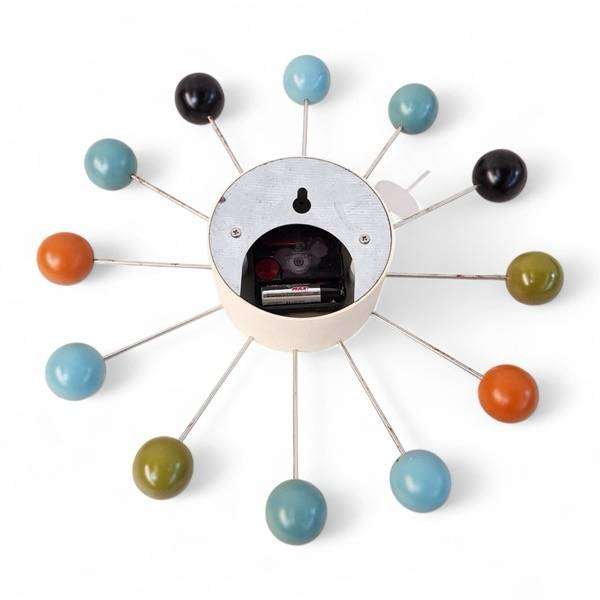 Midcentury Style Quartz Wallclock ( 60 cm )