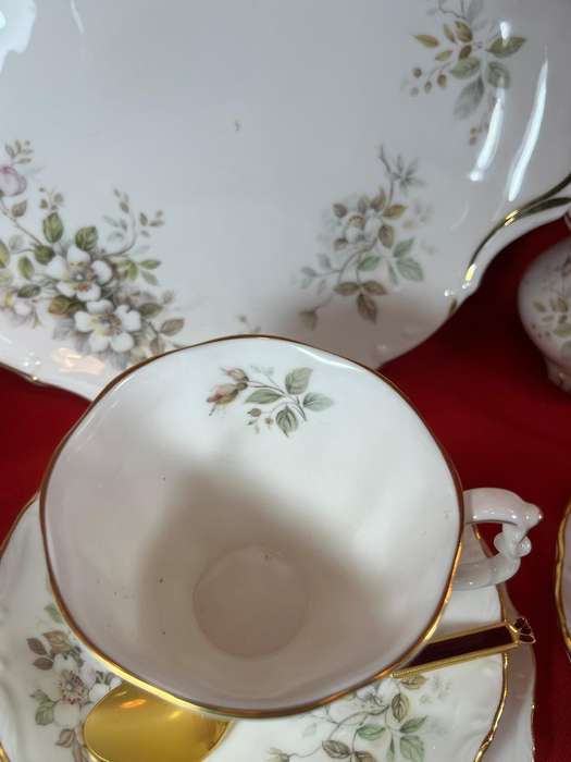 Royal Albert Haworth 21 pc Teaset plus 6 Goldplated Teaspoons