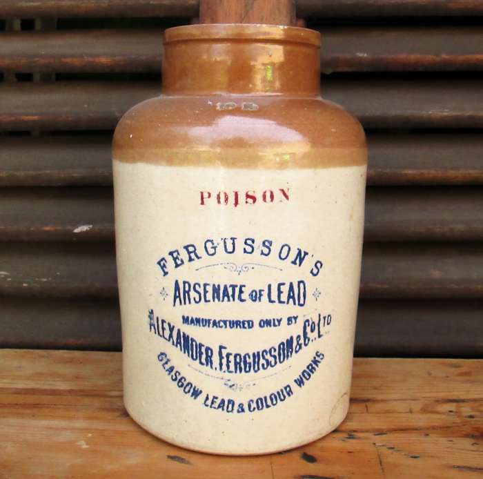 FERGUSSON'S ARSENATE OF LEAD POISON JAR