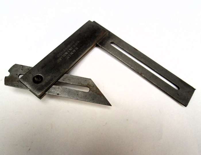 COMBINATION BEVEL/SQUARE