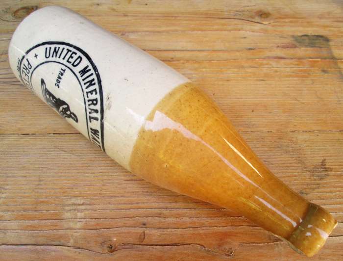 UNITED MINERAL FACTORIES PRETORIA GINGER BEER BOTTLE