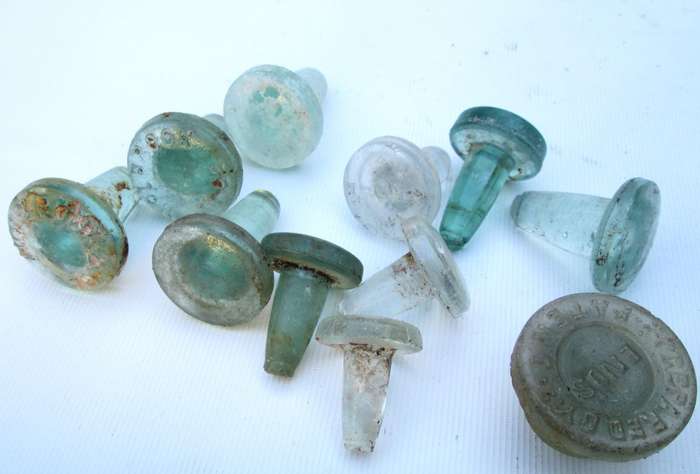 ANTIQUE BOTTLE STOPPERS