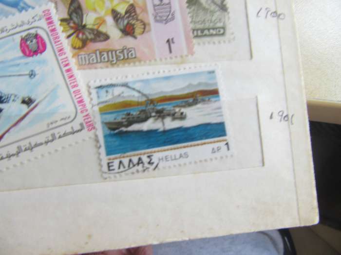 GOOD START FOR THE BEGINNER - 40 WORLD STAMPS - AS PER SCAN - B- WS3