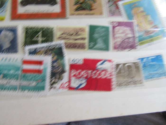 50 WORLD STAMPS - BID PERSTAMP - WS13