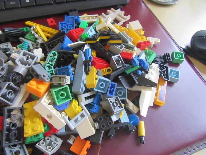 620g OF VARIOUS LEGO ITEMS - ASPER SCAN - BID PER 20GRAMS - LE4