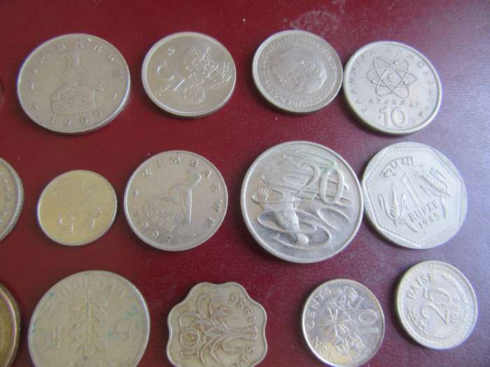 15 INTERNATIONAL COINS - AS PER SCAN - LOT32