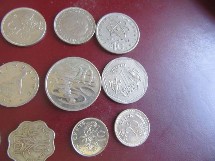 15 INTERNATIONAL COINS - AS PER SCAN - LOT32