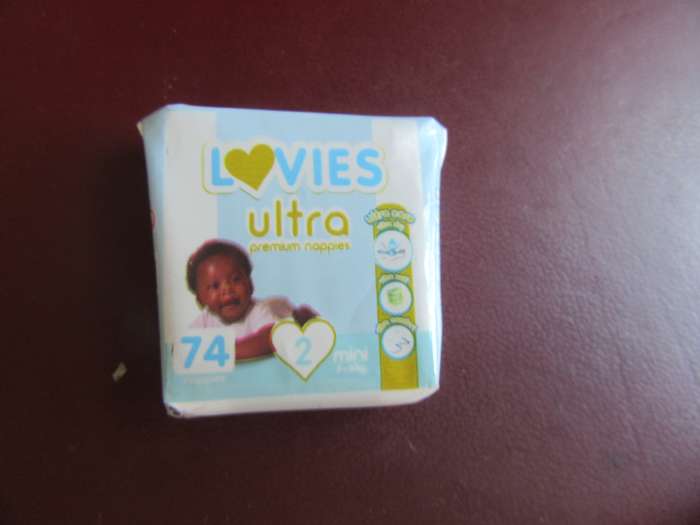 CHECKER'S LITTLE SHOP GOES XTRA - VLIES ULTRA - A
