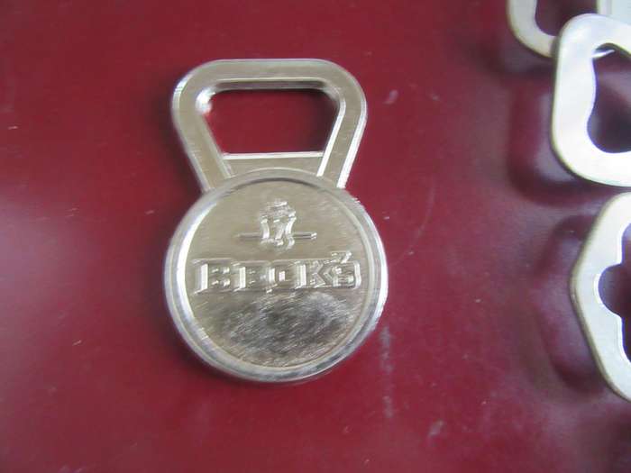 10 VARIOUSBOTTLE OPENER - ASPERSCAN -