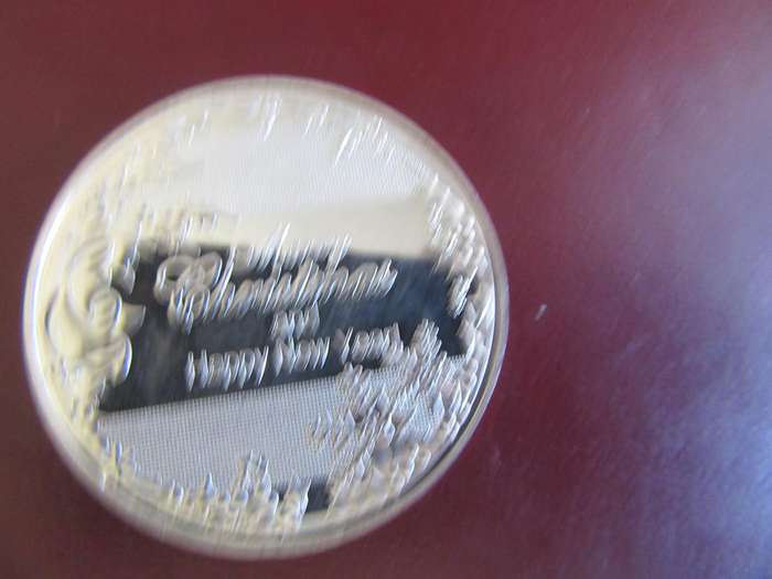 BEAUTIFULSANTA MEDAL -MERRY CHRISTMAS AND A HAPPY NEW YEAR - CO1