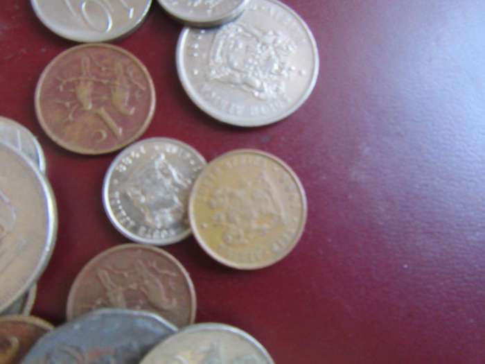 GOOD START FOR THE BEGINNER - 95 WORLD COINS - INCL. RSA COINS - AS PER SCAN - LOT 26