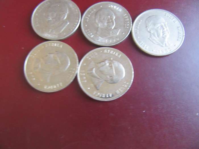 5X5ONE RAND COISWITH PRSIDENT-VARIOUS YEARS- AS PER SCANAS8