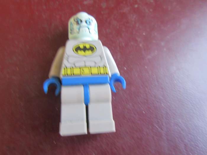 LEGO MINI FIGURE