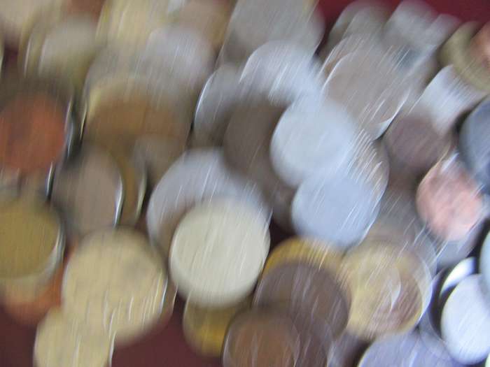 GOOD START FOR THE BEGINNER - 120 WORLD COINS INCL. RSA COINS - AS PER SCAN - BID PER COIN - LOT 43
