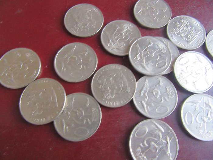 RSA - 19 FIFTY CENT COINS - VARIOUS YEARS - ALL COAT OF ARMS - AS PER SCAN - BID PER COIN - LOT47