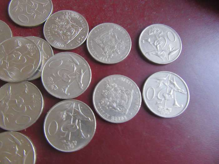 RSA - 19 FIFTY CENT COINS - VARIOUS YEARS - ALL COAT OF ARMS - AS PER SCAN - BID PER COIN - LOT47