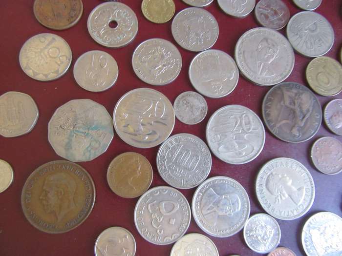 GOOD START FOR THE BEGINNER - 120 WORLD COINS  INCL. RSA COINS - AS PER SCAN - LOT27A - BID PER COIN