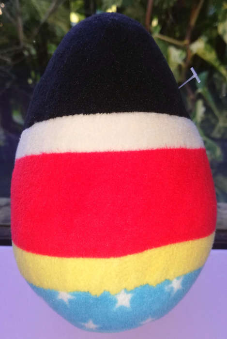 Wonder Woman DC Super Heroes Egg Plush Soft Toy. 15cm.