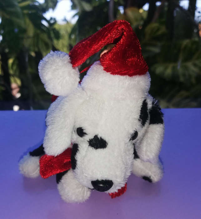 Santa`s little Helper! Christmas Dalmatian Puppy, a soft Hanger toy with a glittery Xmas hat! 9cm.
