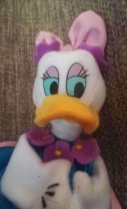 RARE Daisy Duck finger puppet. Disneyland Paris/McDonald's Happy Meal Character! 2000. 20cm.