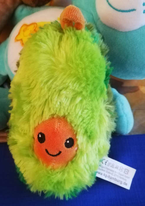 Smiling Home Decor Avocado Soft Plush Pillow/Toy. 18cm.