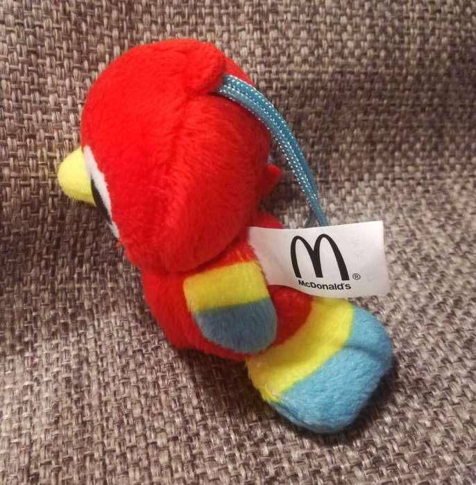 McDonald's Yoo-Hoo & Friends 2014 Happy Meal.  Scarlet the Macaw. Plush Hanger Toy. 9cm.