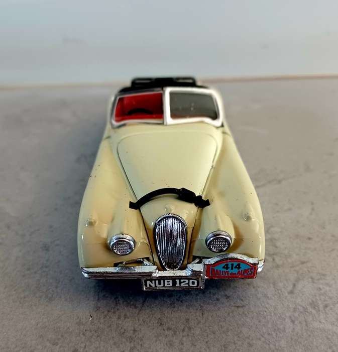 Model - JAGUAR XK120 1952 - Made in Great Britain - Corgi - (MOD006)