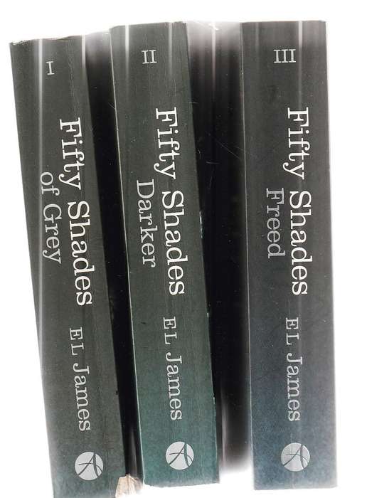 Lot of 3 - Fifty Shades - EL James - Grey / Darker / Freed