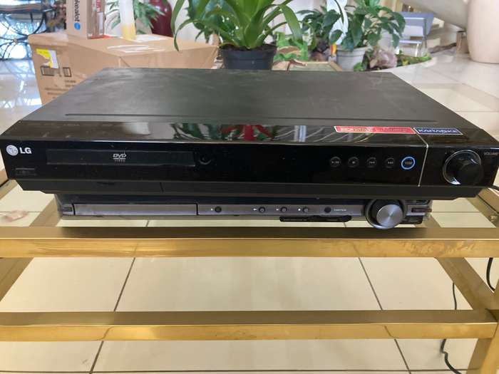 Lot DVD Players , Speakers