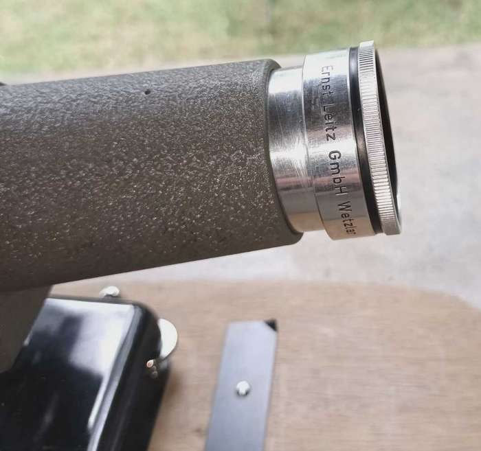Ernst Leitz slide projector