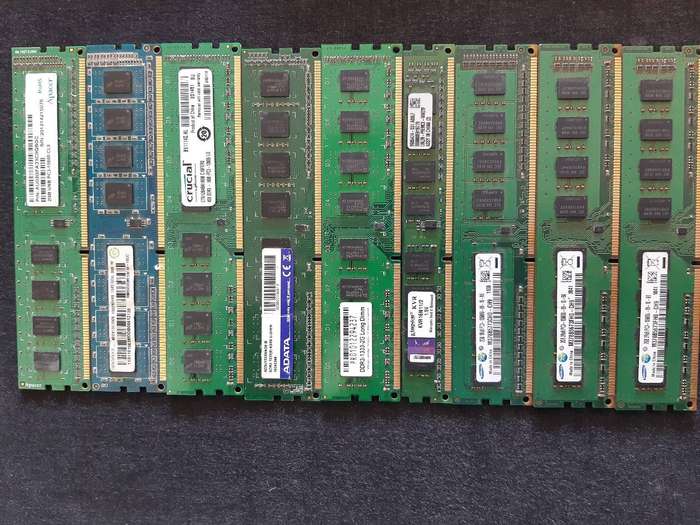 Lot of 9× DDR3 Desktop RAM Modules