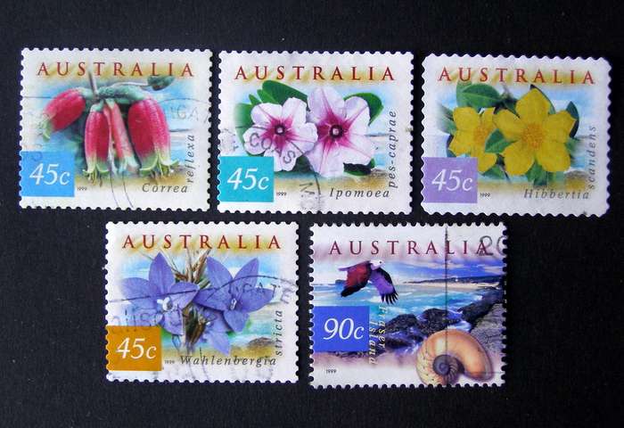 AUSTRALIA - Fauna and Flora (3rd Series) 1999 //Flowers