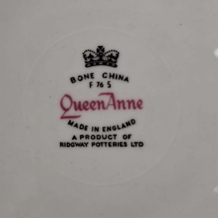 TRIO - Queen Anne