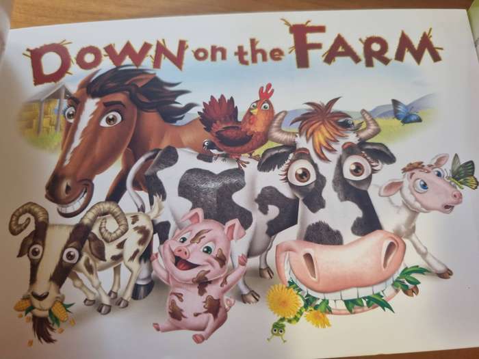 Australia 2005 'Down on The Farm' prestige booklet mint with exclusive msheet + puzzles etc  lovely