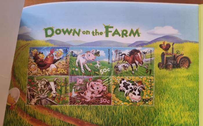 Australia 2005 'Down on The Farm' prestige booklet mint with exclusive msheet + puzzles etc  lovely