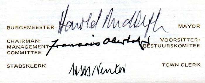 RSA 1986 JOBURG 100 COMMEMORATIVE COVER TRIPLE SIGNED 'MAYOR, TOWN CLERK ETC'. AS PER SCANS.