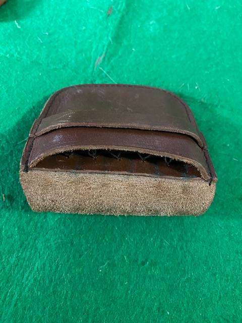 LEATHER ANGLE HOLSTER 9MM SHORT / .22  AND LEATHER AMMO POUCH