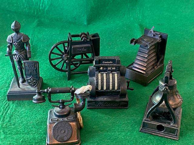 VINTAGE SET OF 6 COLLECTABLE COPPER/METAL ORNAMENTAL PENCIL SHARPENERS