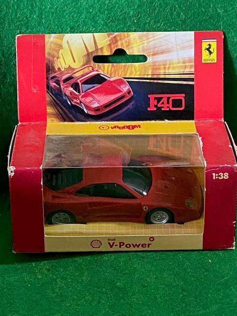 HOTWHEELS SHELL POWER FERARI F40.  COLLECTABLE METAL CAR