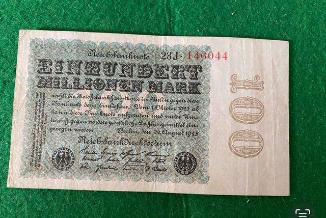 100 MIL REICHSBANKNOTE OF Weimar Republic
