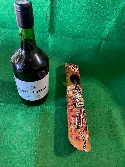 AUSTRALIAN Aboriginal ETHNIC ART WINE HOLDER