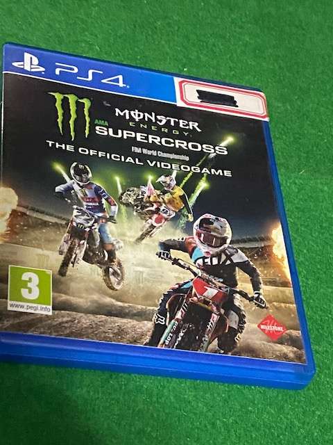 Monster Energy Supercross PS4 game