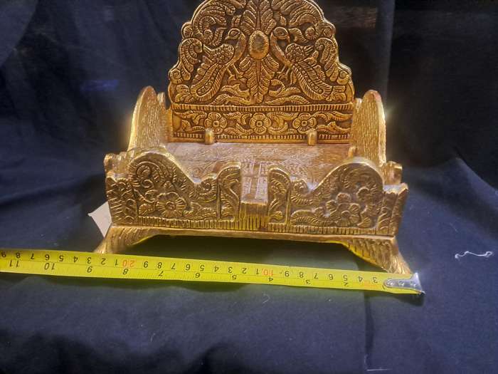 Nirmal handicraft singhasan