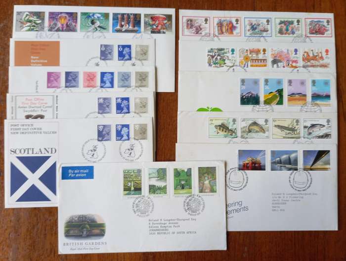 Britain 1982 + 1983 lot of 11 FDCs & 59 mint stamps, including Machins CV$100