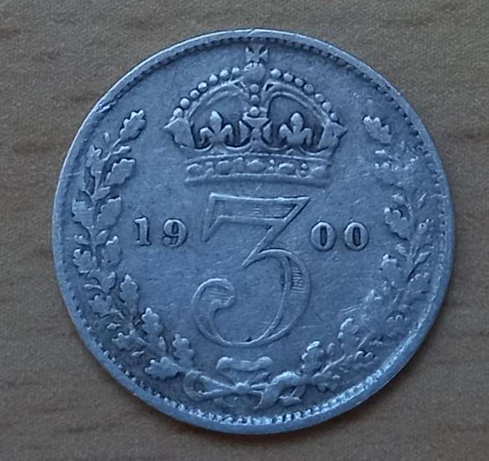 Lot of 7 Great Britain 3 Pence coins of the late 1800s