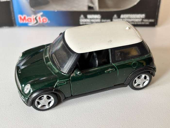 Mini Cooper "Special Edition" (Maisto)