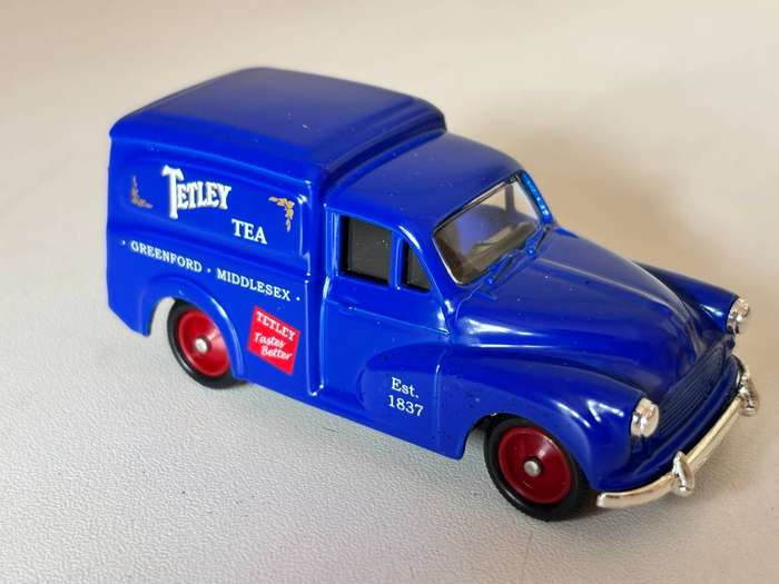 Morris Minor Van "Tetley Tea" issue 2 (Lledo/Days Gone +/-1:60)