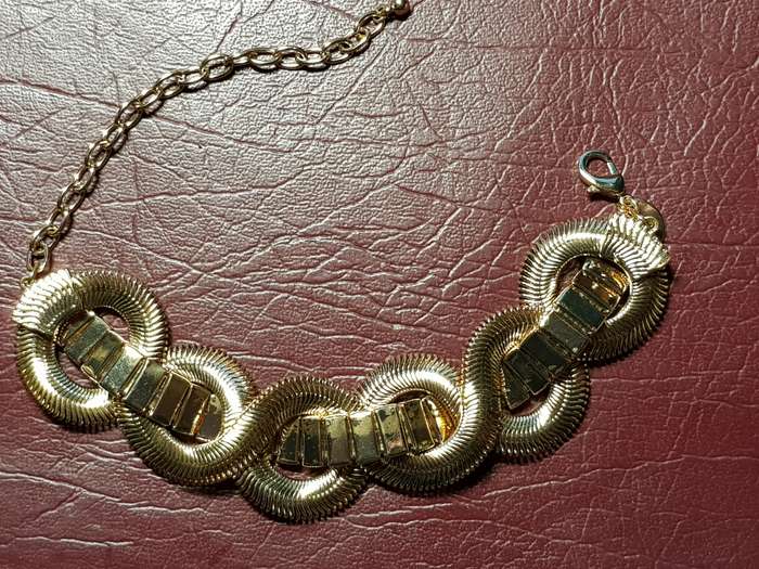 Lovely Bracelet With Lobster Clasp In Perfect Condition - [17 cm]
